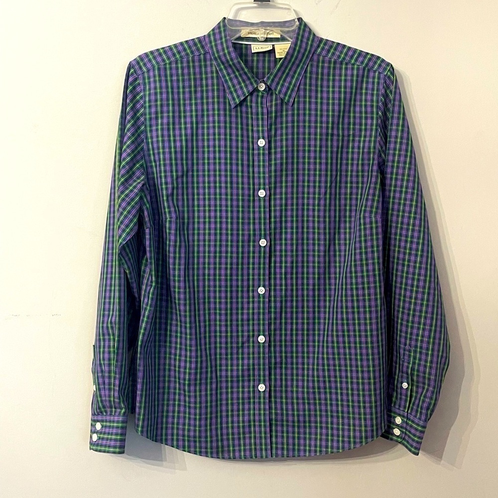 L.L. Bean wrinkle resistant 100% cotton Scottish tartan plaid button up shirt; M